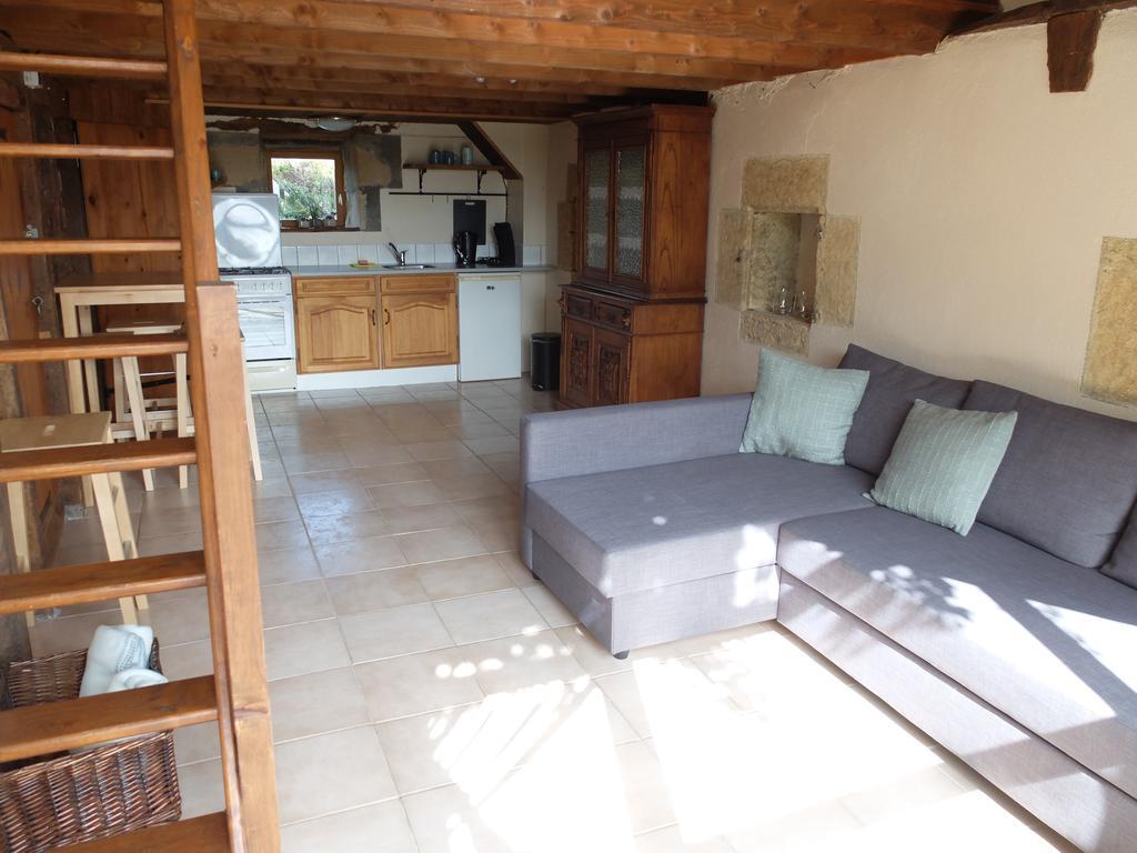 Le Bon Coeur Bed and Breakfast Ygrande Esterno foto