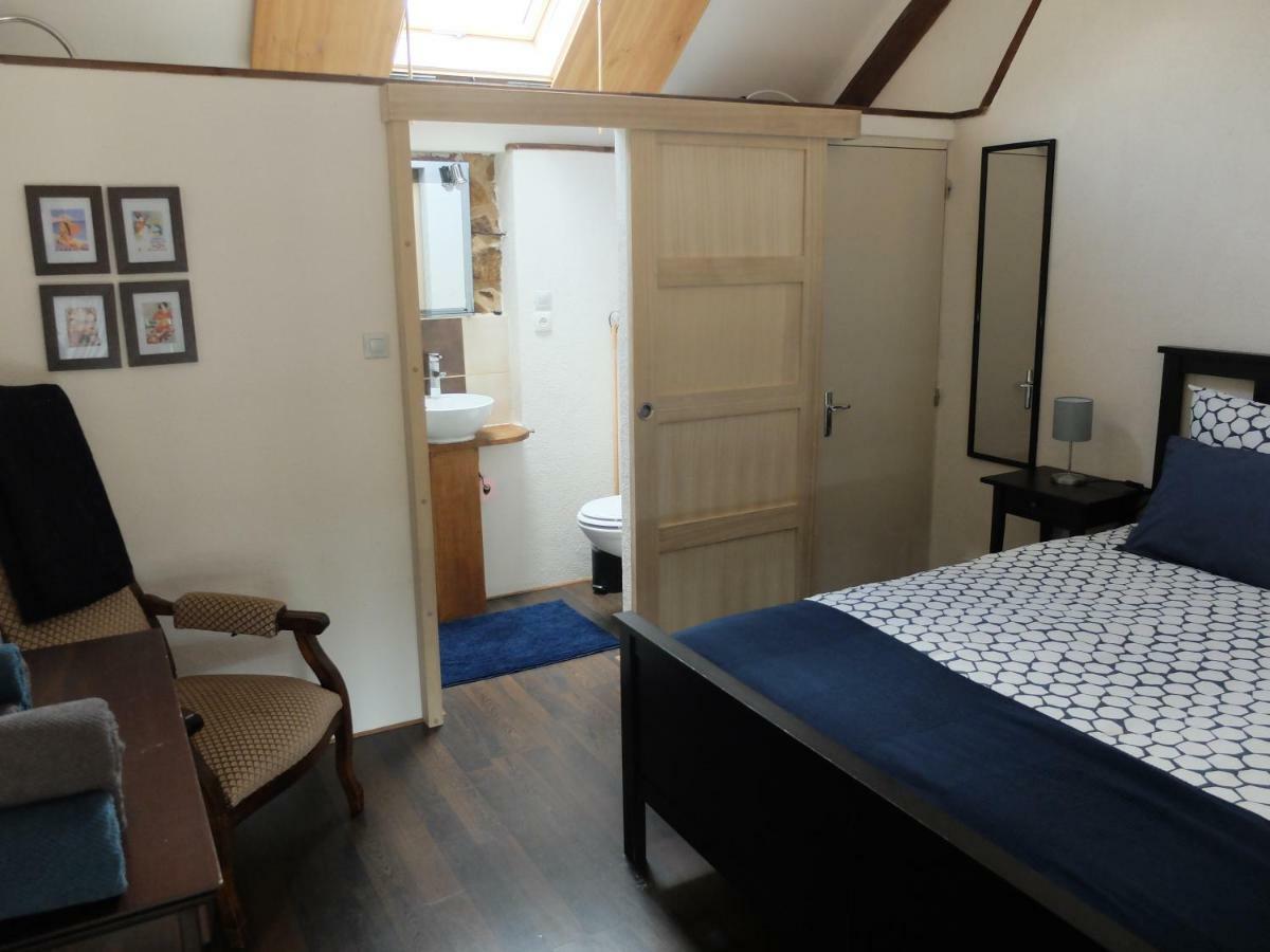 Le Bon Coeur Bed and Breakfast Ygrande Esterno foto